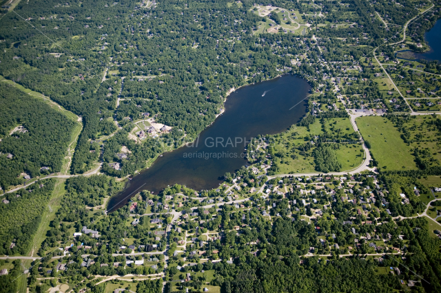 Walters Lake in Oakland County, Michigan